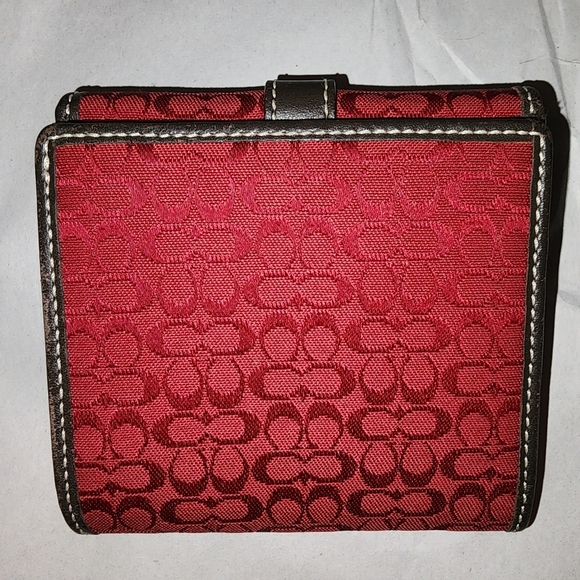 Guc little red coach wallet see pics - Picture 3 of 11